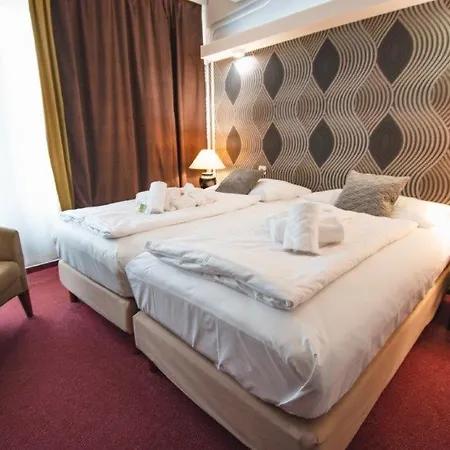 Wellness Lucia 3*