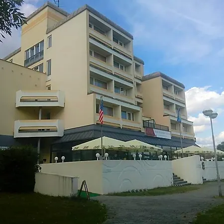 Wellness Lucia Hotel