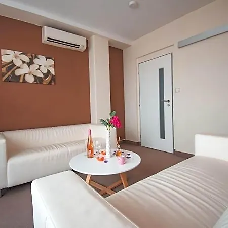 Wellness Lucia 3*