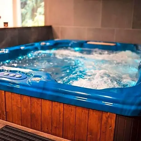 Hotel Wellness Lucia 3*