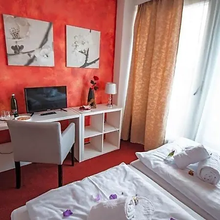 Hotel Wellness Lucia 3*