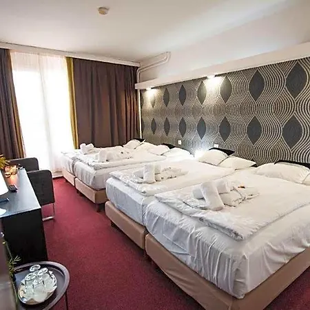 Wellness Lucia 3* Veselí nad Lužnicí