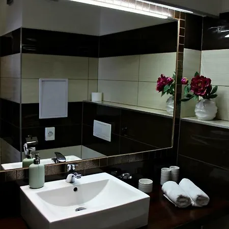 Hotel Wellness Lucia Veseli nad Luznici